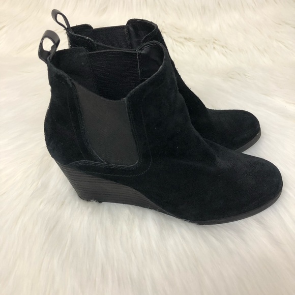 Lucky Brand Chelsea Black wedge suede booties - Picture 2 of 8